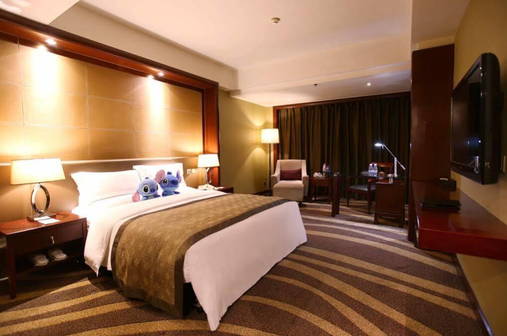 Empark Grand Hotel Chongqing Exteriör bild