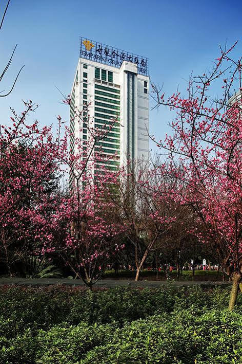 Empark Grand Hotel Chongqing Exteriör bild